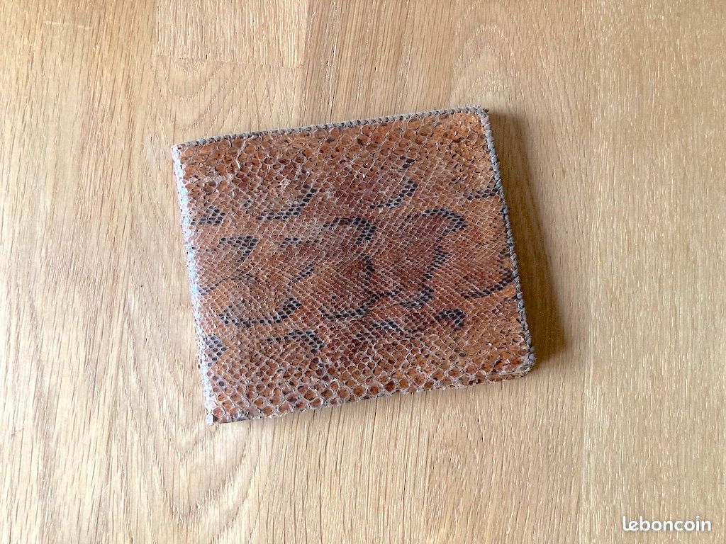 Portefeuilles cuir artisanat africain Afrique Cameroun Dahomey Bénin années 70 (image 1)