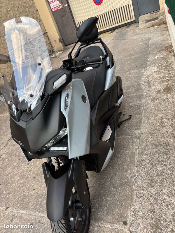XMAX 125 Tech MAX 2026 (image 4)