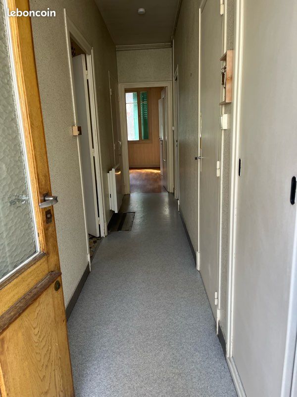 Appartement 2 pièces 50 m² · à Varennes-sur-Allier · 50 m² · 350 €/mois