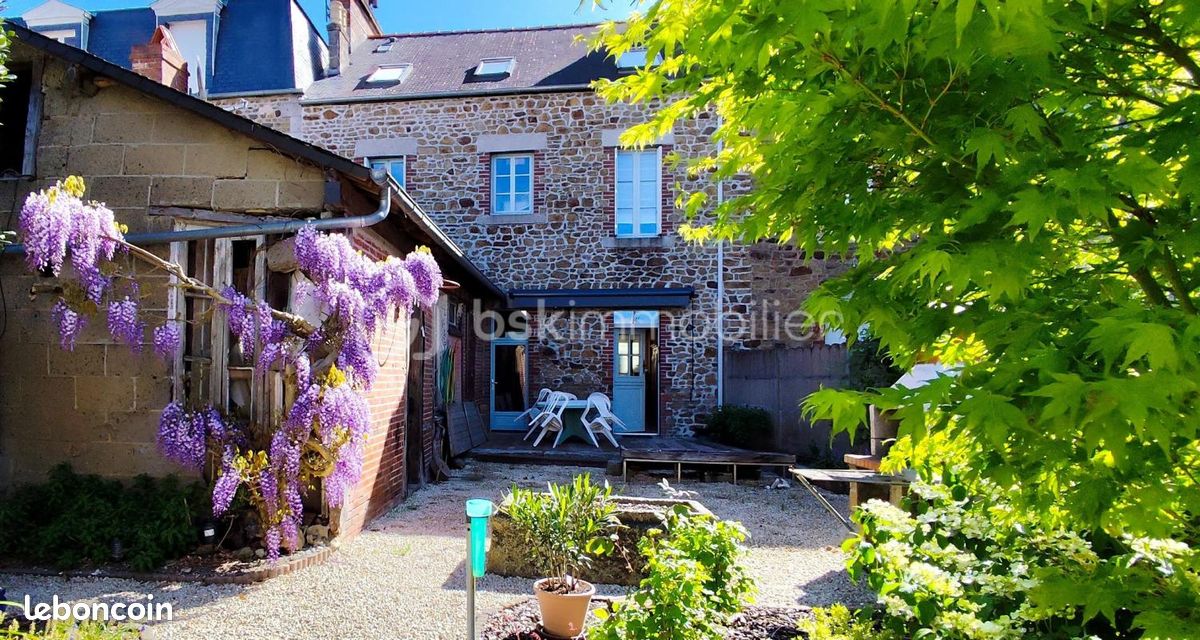 Maison 8 pièces 181 m² · à Fougères · 181 m² · 340 000 €