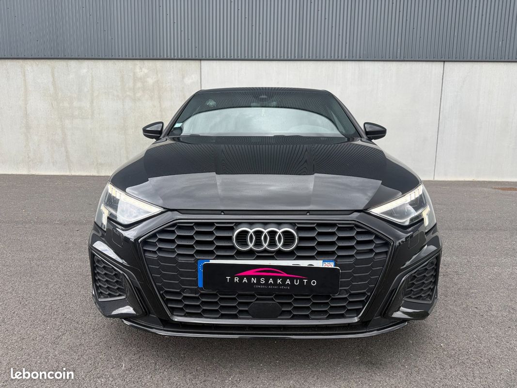 AUDI A3 SPORTBACK 40 TFSIe 204 Plug In Hybrid S tronic 6 S Line - Régulateur / Caméra de Recul / Révision OK / CT O (image 8)