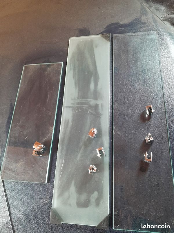 Lot 3 étagères en verre avec attaches (image 2)