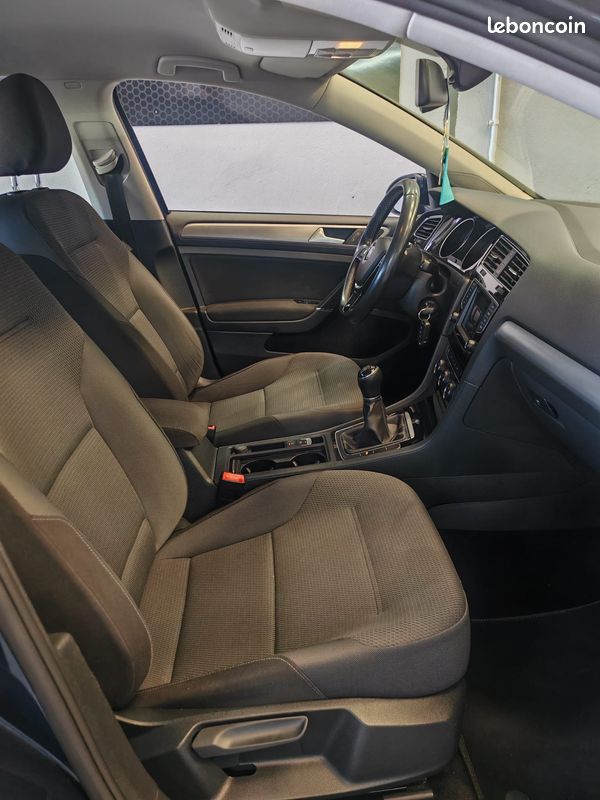 Volkswagen Golf 1.6 tdi 110 Confortline GARANTIE 12 MOIS (image 7)