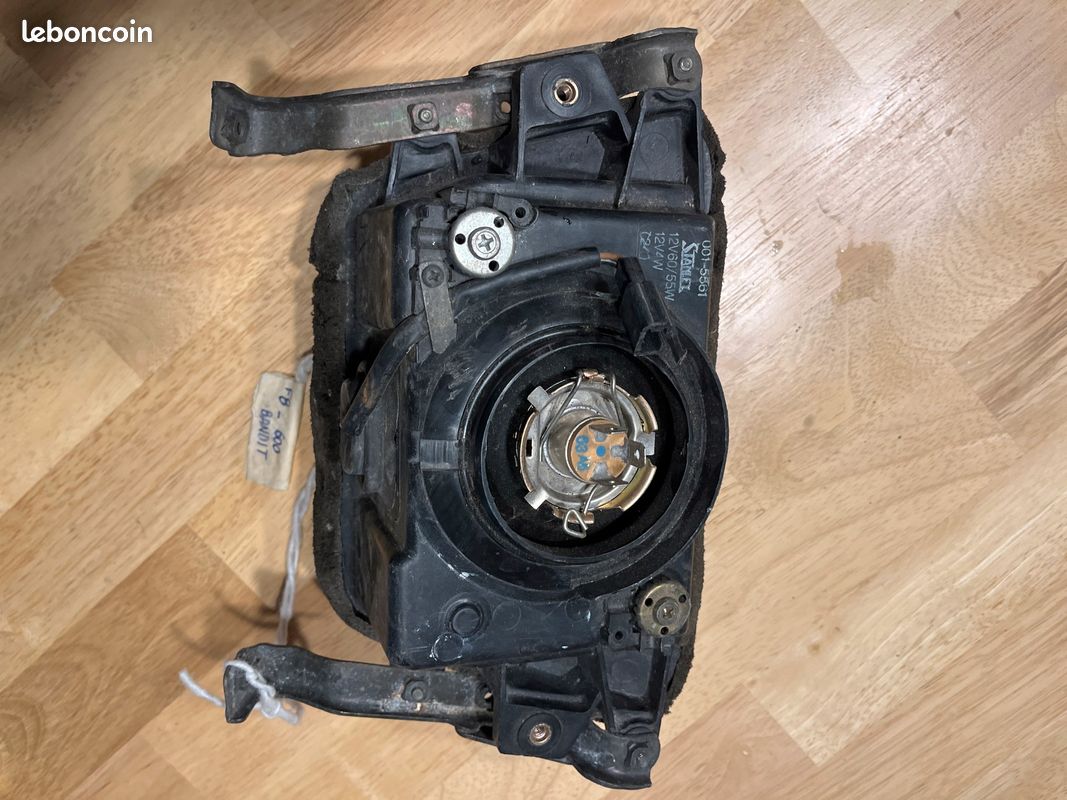 Phare avant Suzuki 600 Bandit - Stanley 001-5561 (image 3)