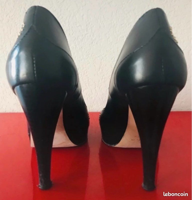 Escarpins noirs cloutés San marina (image 6)
