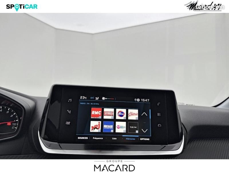 Peugeot 208 1.2 PureTech 100ch S&S Style EAT8 (image 18)