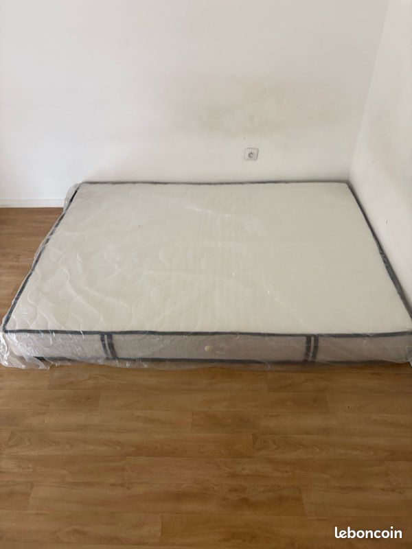 Matelas 140 × 190 cm – Très bon état (image 4)