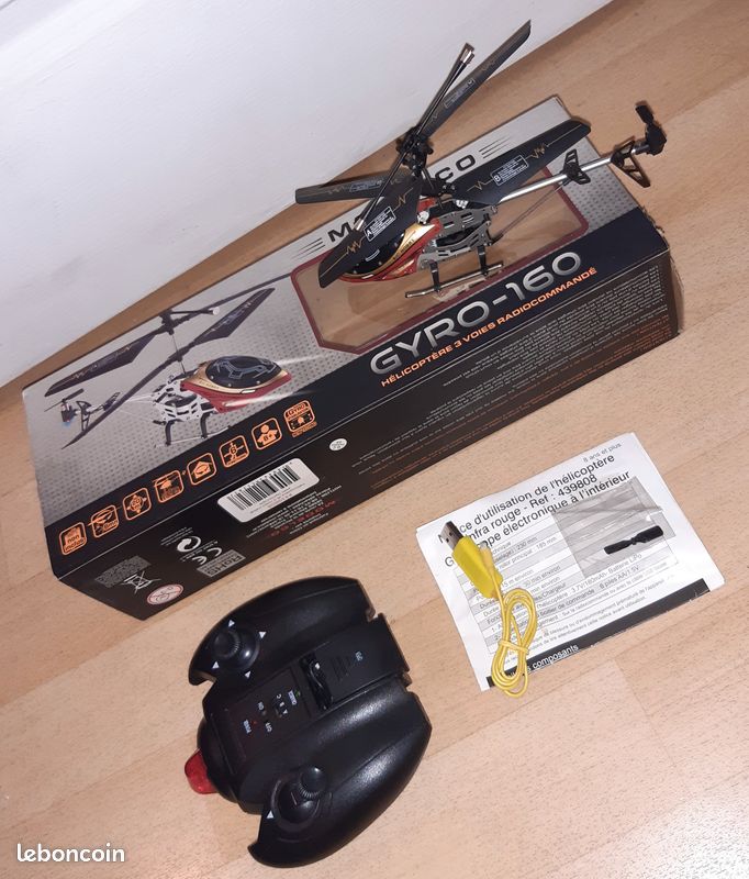 S126 2.4GHz 2CH Hélicoptère RC IR Radio Télécommande Gyro Avion Toy Aéronefs avec lumière LED