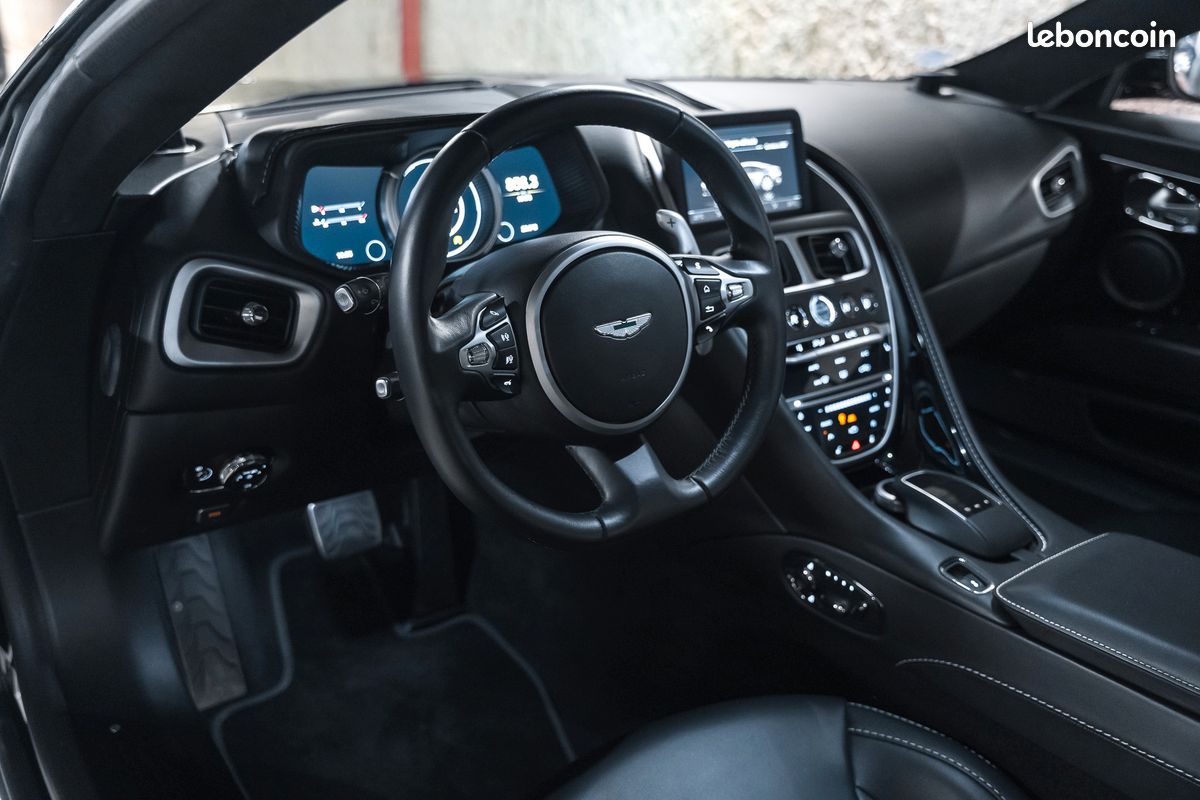 Aston Martin DB11 V12 5.2 608 - 17,000 km, Audio Bang & Olufsen - Egalement Disponible en Financement (image 10)
