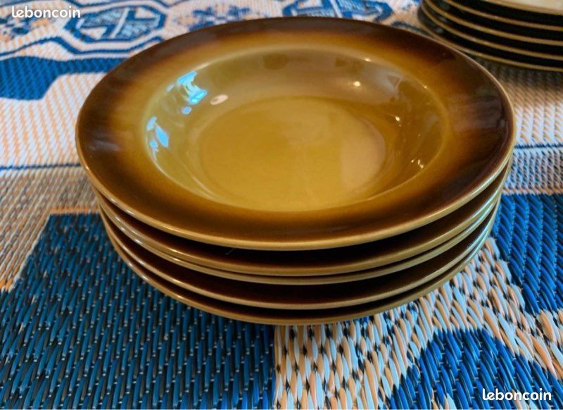 Lot de 16 assiettes en grès vintage – Tulowice Poland (image 7)