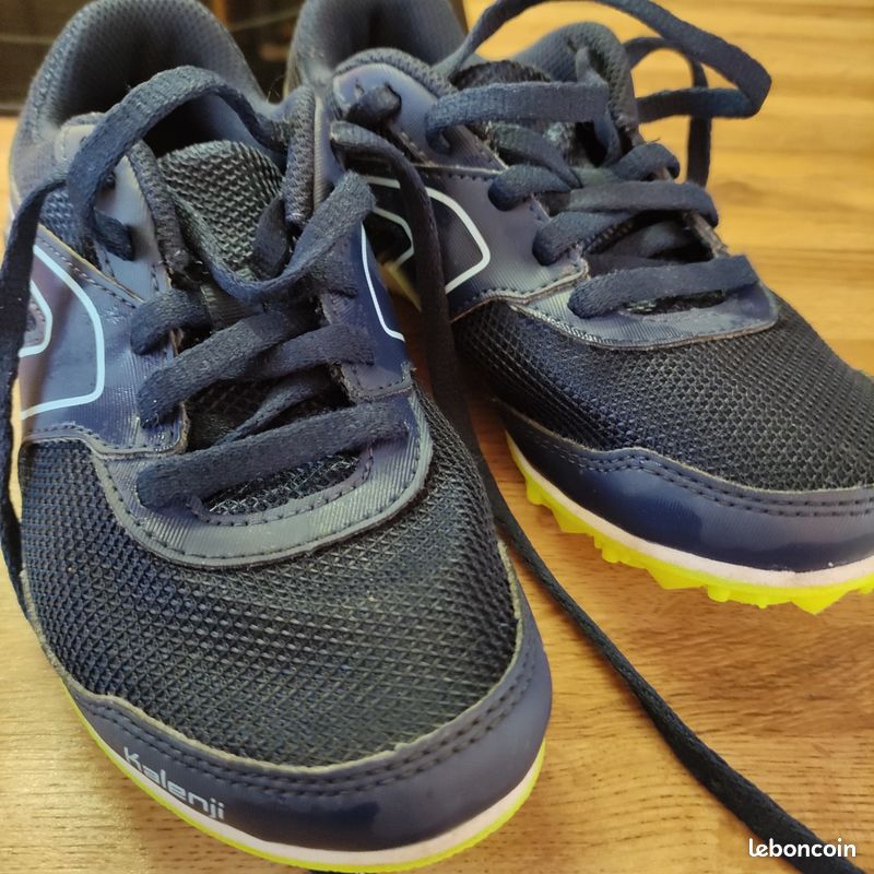 Chaussures à pointes cross (image 1)