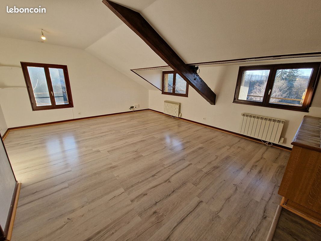 Appartement 3 pièces 61 m² · à Oyonnax · 61 m² · 539 €