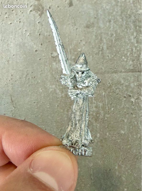 Citadel C18 Night Horrors Wight Sword Undead Games Workshop Warhammer Metal 1985 (image 3)