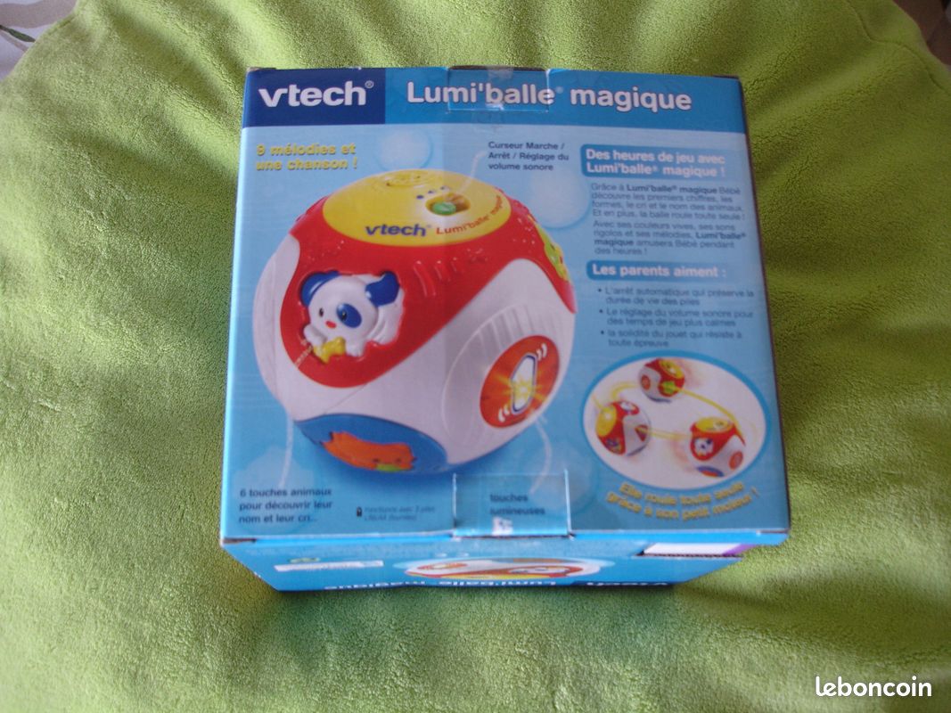 Generisch Balle magique flottante avec 6 lumières pour enfants jouet lumineux pour animaux de compagnie pour réaction éducati BALLE