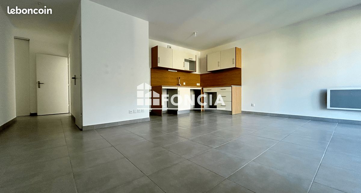 Appartement 4 pièces 82 m² · à Port-Saint-Louis-du-Rhône · 82 m² · 1 065 €/mois