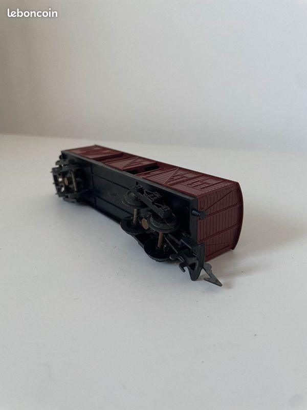 Wagon Couvert HAXO SNCF Marron K256192 - Kit Laiton à Monter (AMF87, HUET, LOCO)