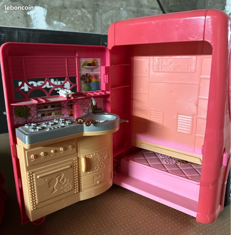 Camping car Barbie (image 4)