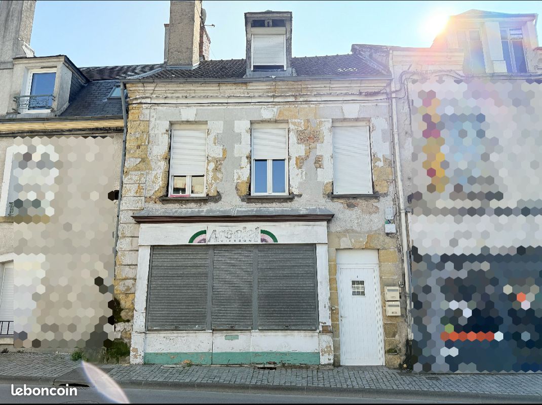 Immeuble 2 pièces 107 m² · à Vierzon · 107 m² · 77 000 €