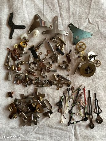 Réveil De Voyage Allemand Estyma – 2 Bijoux – Mécanique – À Réparer / Pièces