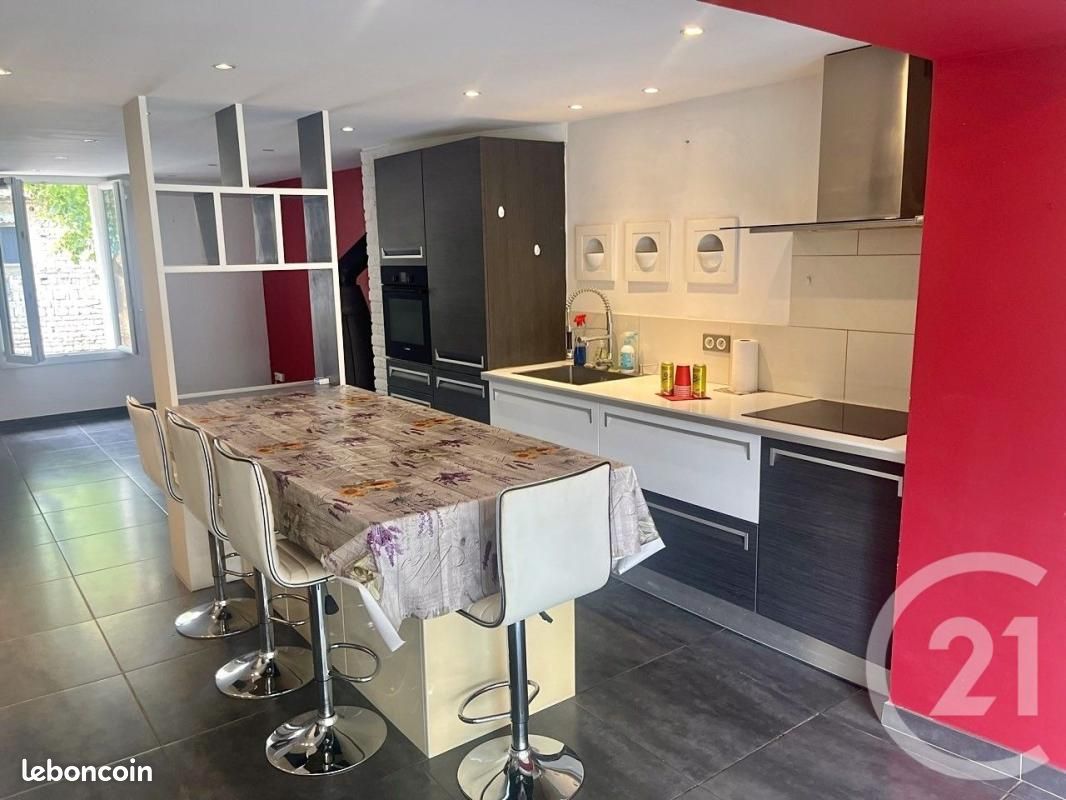 Maison 3 pièces 92 m² · à Saint-Maximin-la-Sainte-Baume · 92 m² · 279 000 €