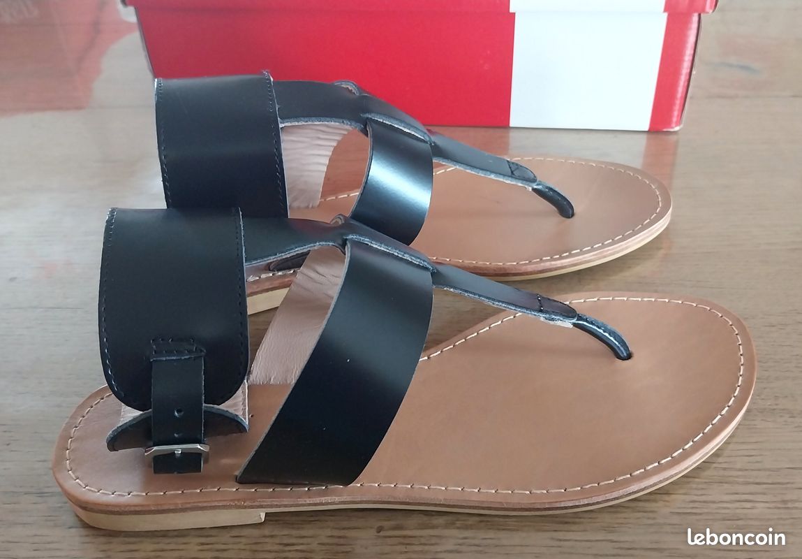 Sandales Multibrides Vanessa Wu Sandales A Brides Noires Sandales