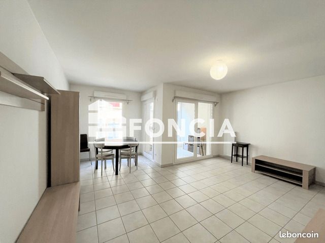 Appartement 2 pièces 51 m² · à Voiron · 51 m² · 595 €