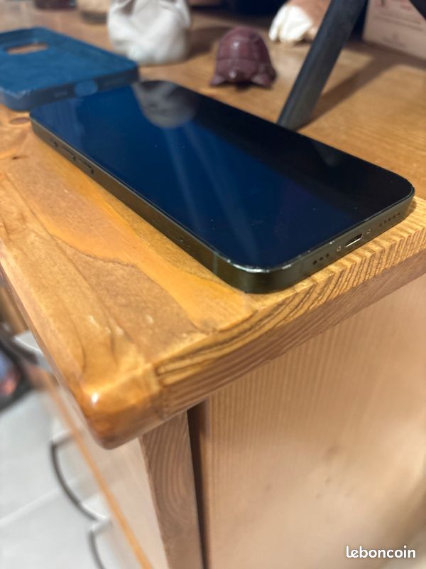 IPhone 13 (image 1)
