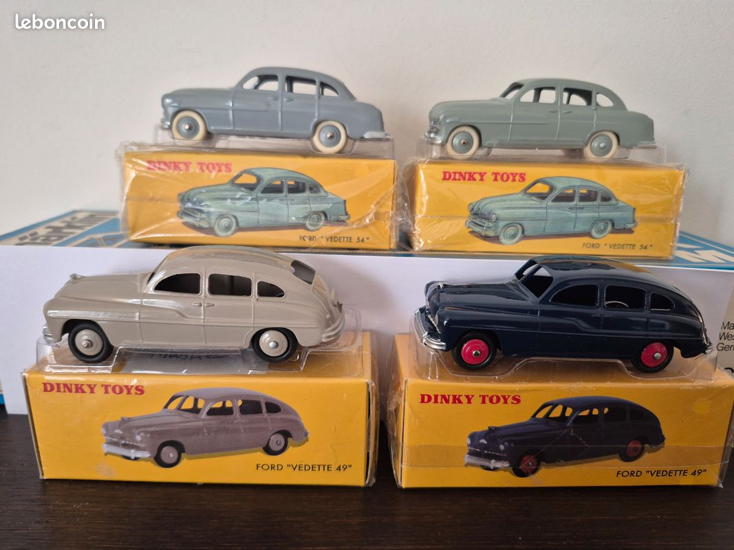 DINKY TOYS 24X - Ford Vedette 1954