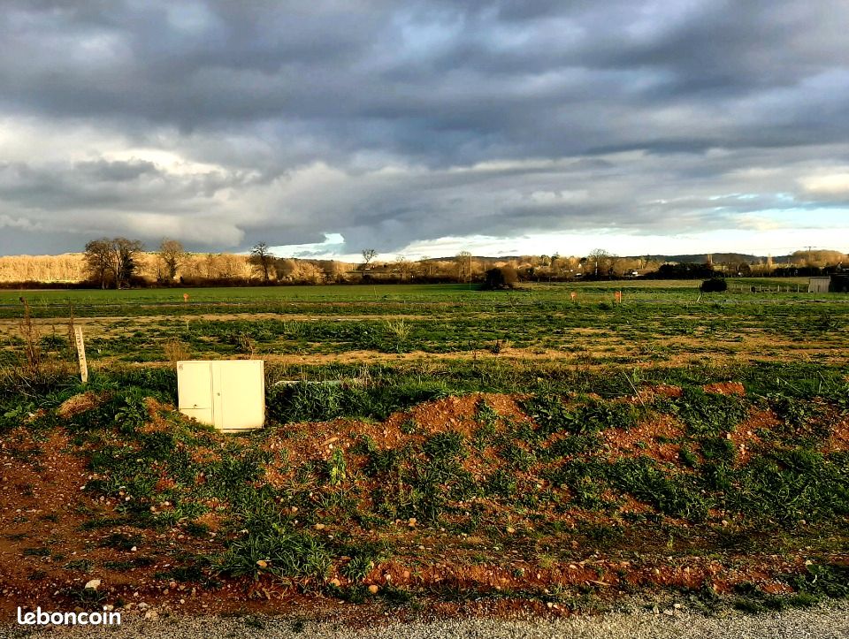 Terrain 562 m² Neuville Sur Sarthe · à Neuville-sur-Sarthe · 77 400 €