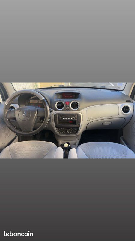 🍀AFFAIRES A SAISIR CITROËN C3 1.4 75 CV 194 500KM GARANTIES 3 mois 🍀 (image 2)