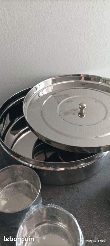 Récipient Rond Inox à épices Avec 7 Coupelles - Organisation Cuisine - Occasion Bon état