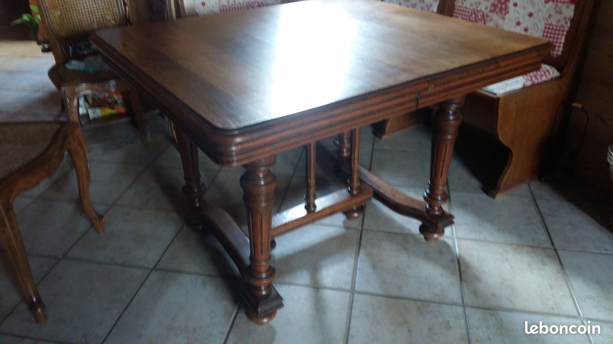 Vend table salle a manger (image 1)