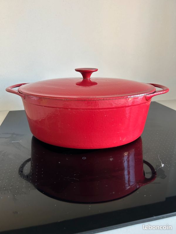 Cocotte ovale Doufeu fonte émaillée rouge 32 cm Rouge - Le Creuset