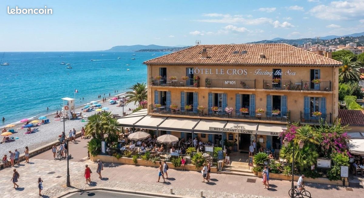 Maison 26 pièces 992 m² · à Villeneuve-Loubet · 992 m² · 3 200 000 €