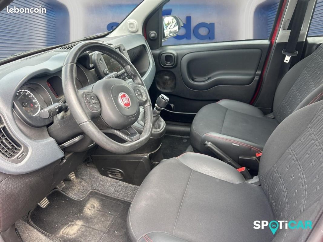 Fiat Panda 1.0 70ch BSG S&S (RED) (image 8)