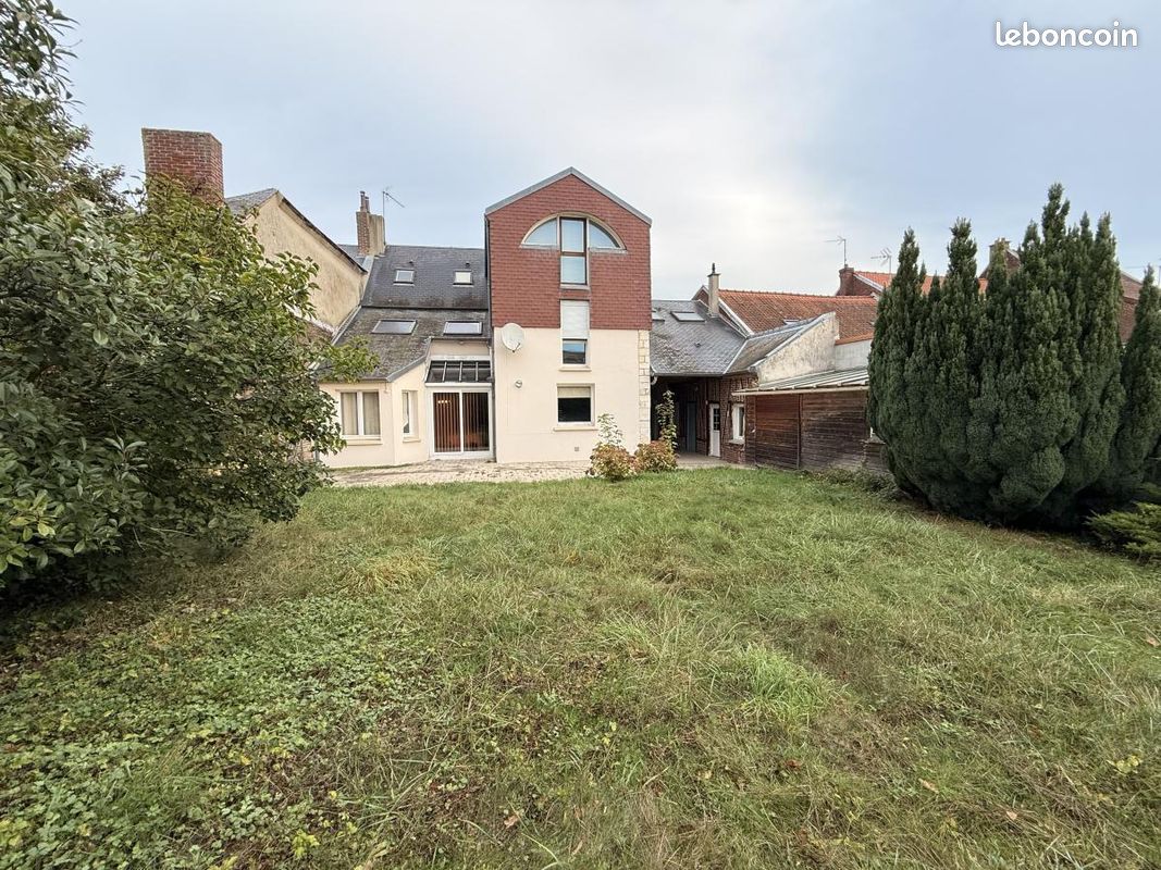 Maison 8 pièces 186 m² · à Corbie · 186 m² · 332 800 €