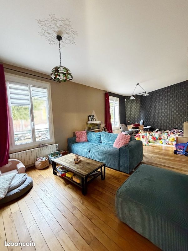 Maison 7 pièces 130 m² · à Magenta · 130 m² · 299 000 €