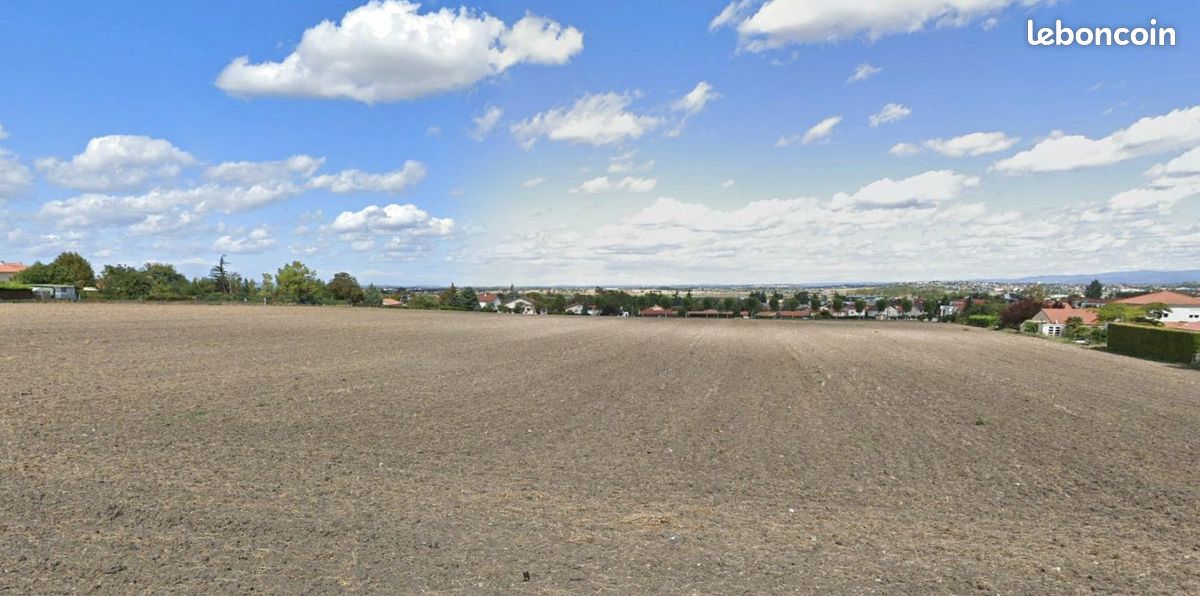 Terrain 410 m² Lempdes · 81 000 €