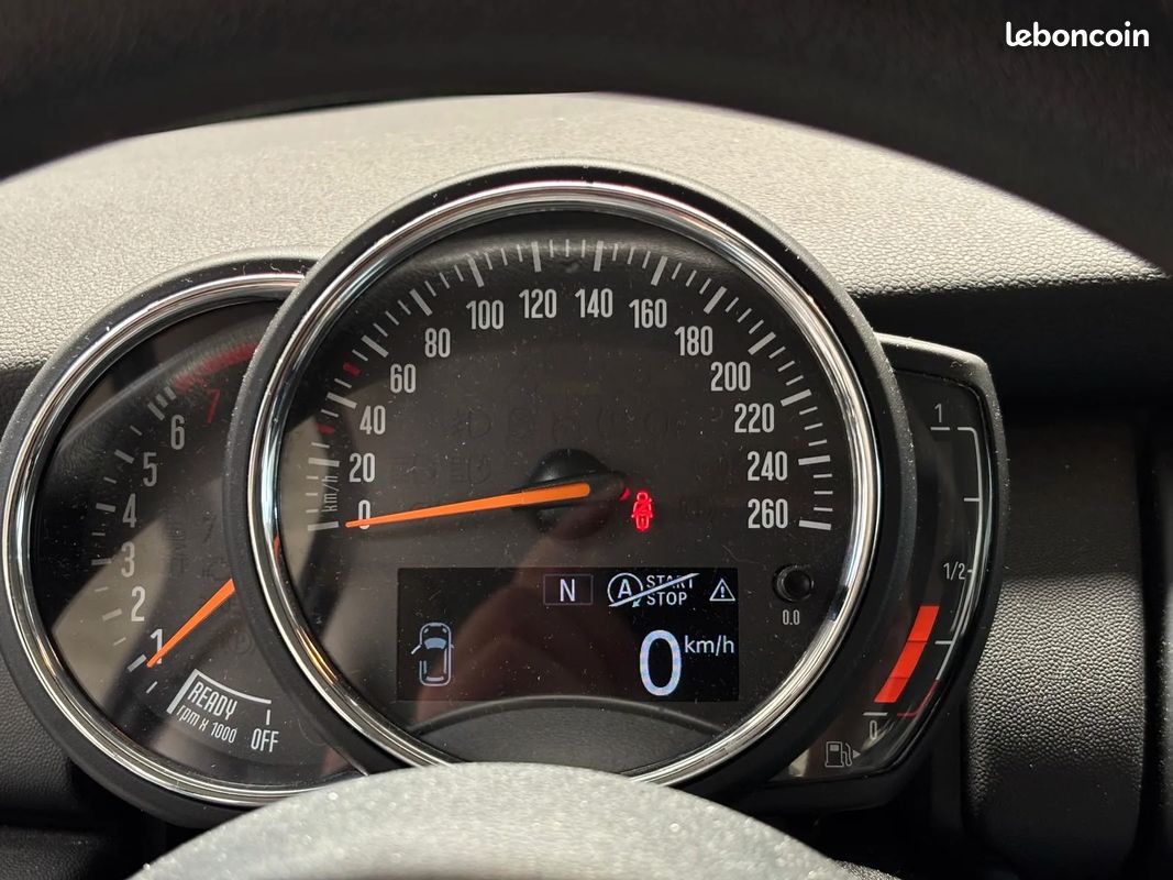 MINI ONE Blackfriars / 1.5 102 - CarPlay - Régulateur - Keyless (image 13)