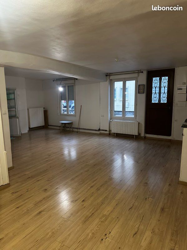 Maison 3 pièces 130 m² · à Sézanne · 130 m² · 680 €/mois