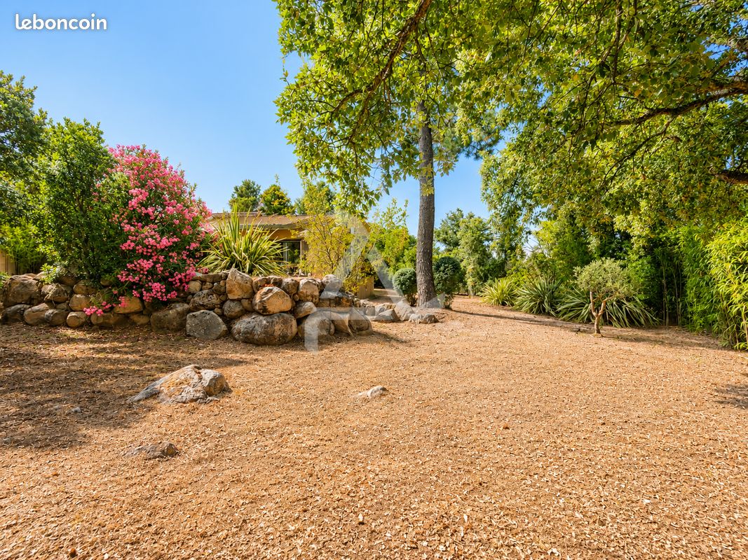 Villa 3 pièces 115 m² (image 27)