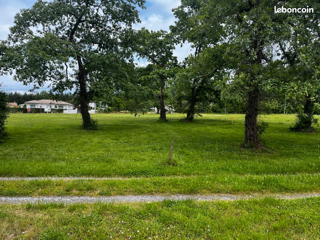 Terrain LANGON 1164 m² · à Mazères · 78 000 €