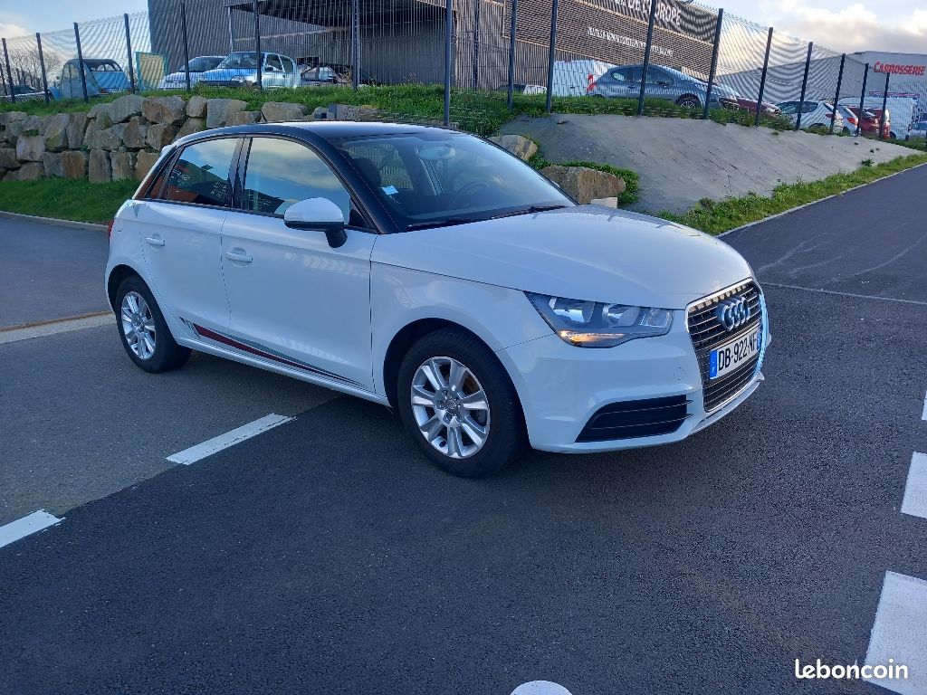 Audi A1 sportback 1.2 TFSI 86 Ambition Luxe (image 2)