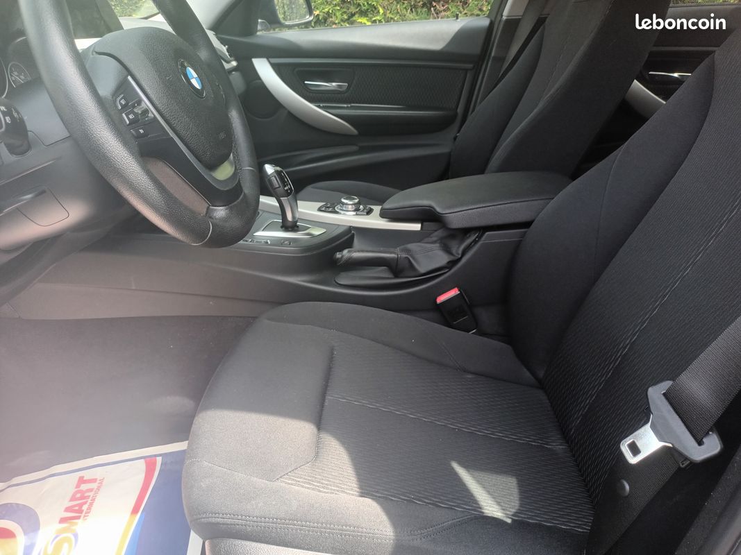 BMW 3.18 d BVA 8 CARNET COMPLET BMW (image 9)