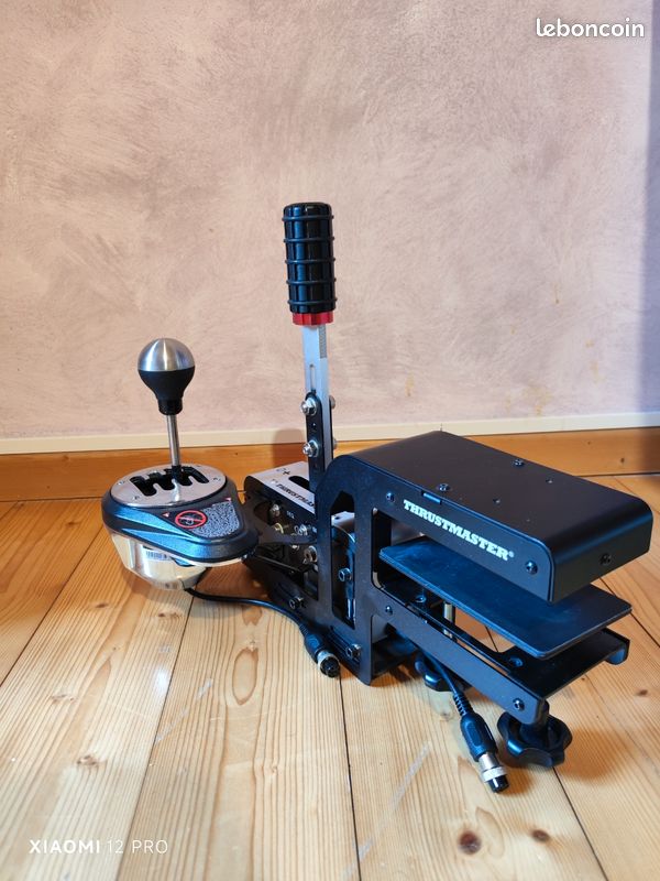 Simulateur thrustmaster (image 3)