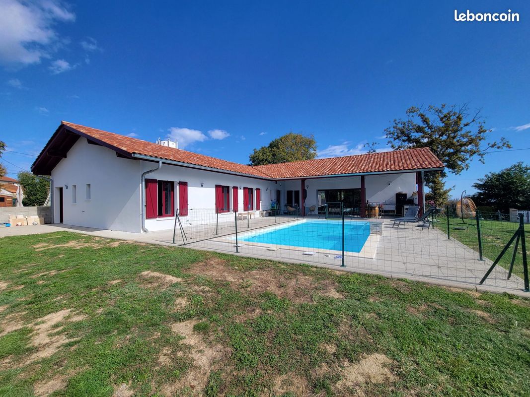 Maison 5 pièces 138 m² · à Bidache · 138 m² · 650 000 €