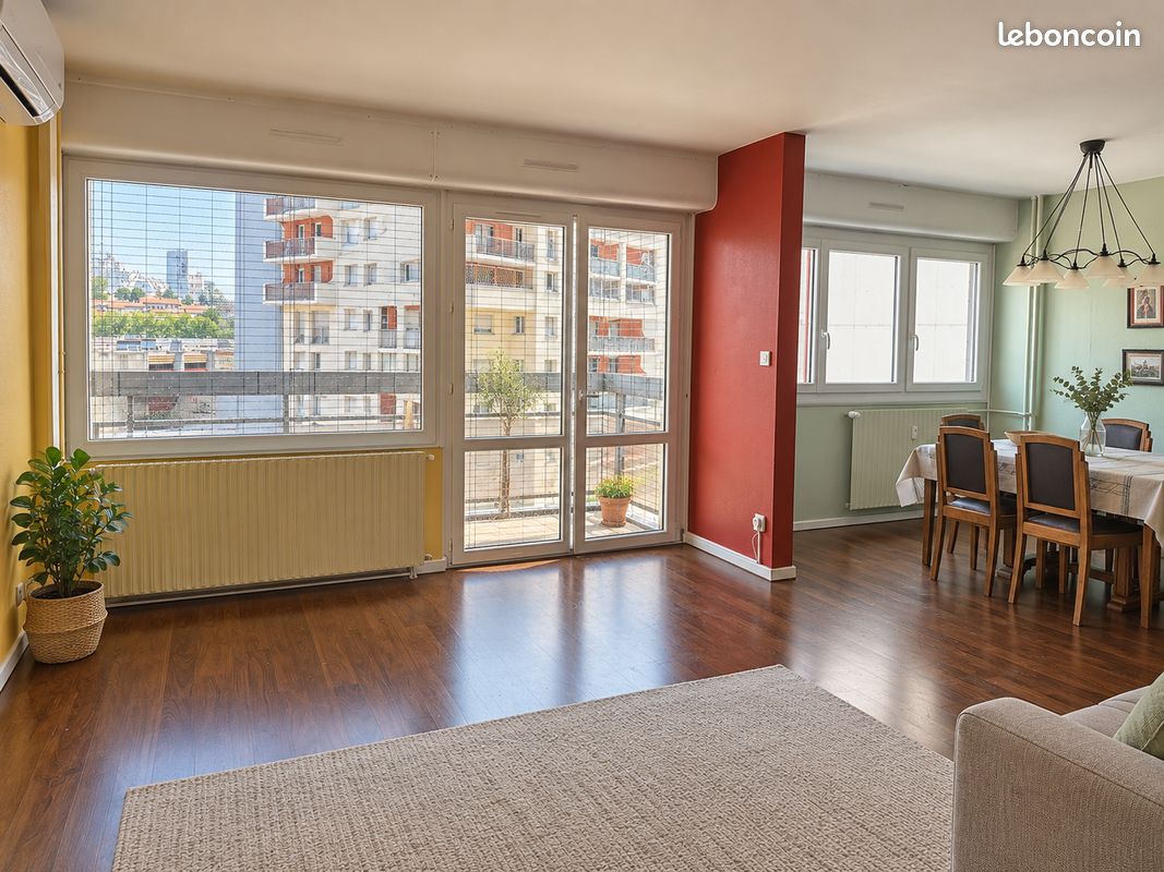 Parking 4 pièces 108 m² · à Saint-Étienne · 108 m² · 129 000 €