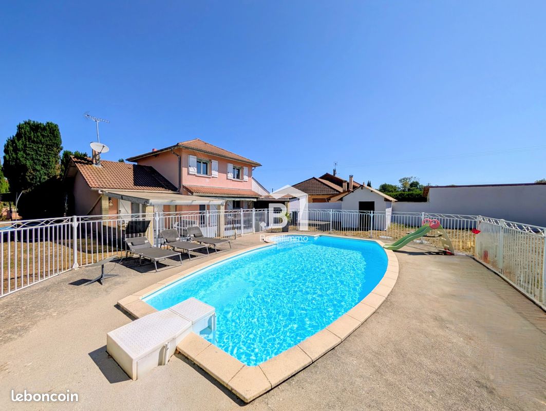 Maison 4 pièces 96 m² · à Saint-Jean-de-Soudain · 96 m² · 330 000 €