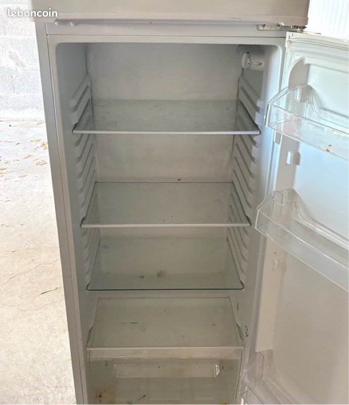 Réfrigérateur LISTO 2 portes – Bon éta (image 3)