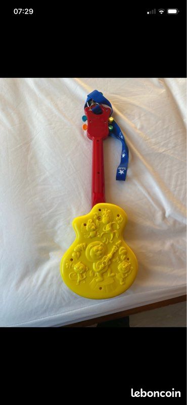 Guitare enfant (image 2)